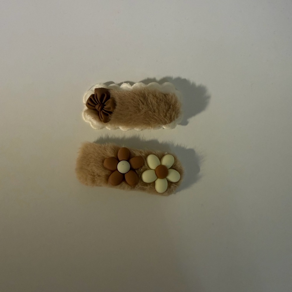 hair clips